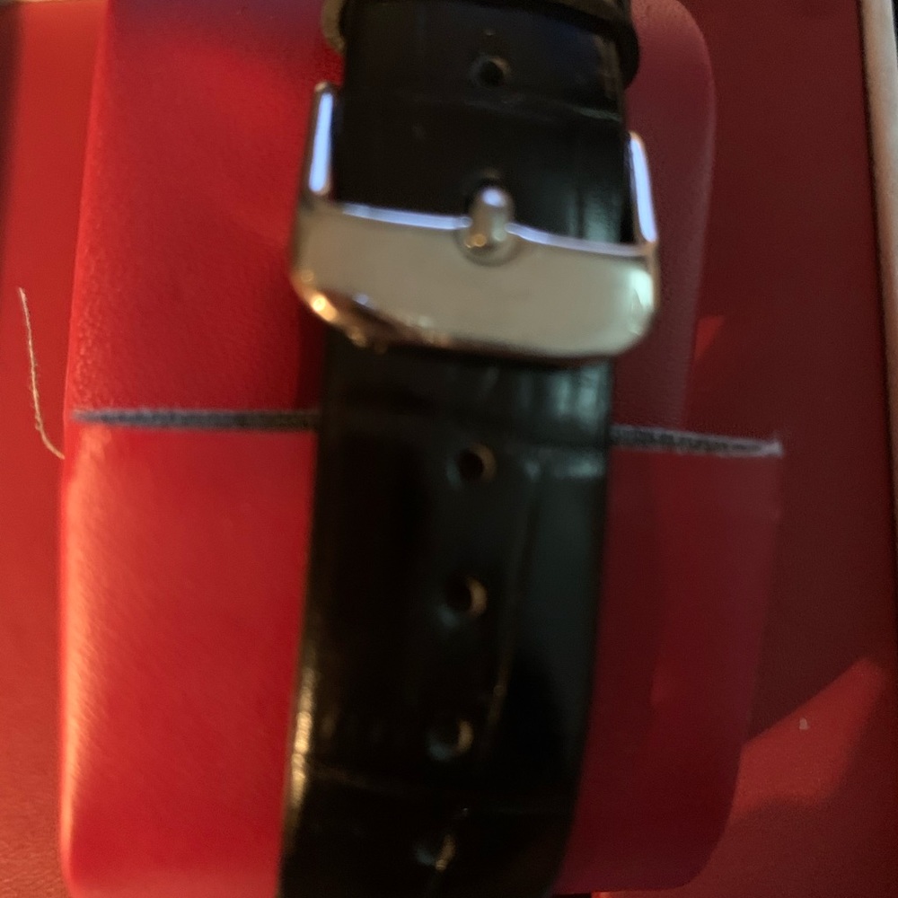 Watch - Picture 2 of 5